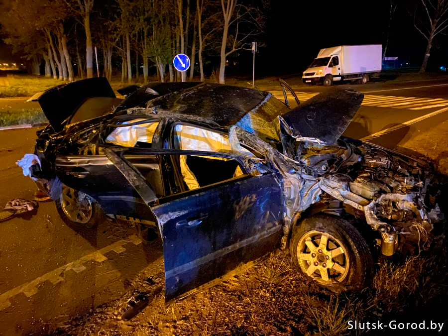 Под Слуцком водитель Volvo насмерть сбил скутериста (обновлено)
