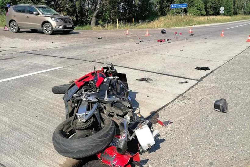 Еще одна страшная авария под Минском: погибли мотоциклист и его пассажирка